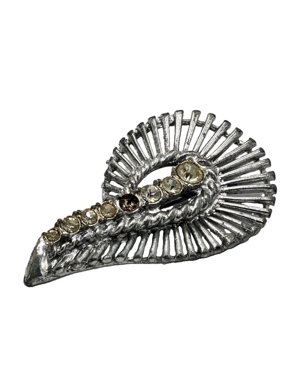 Vintage Silver Tone Paisley Brooch Rhinestone Trail Sunburst Ridged Design
